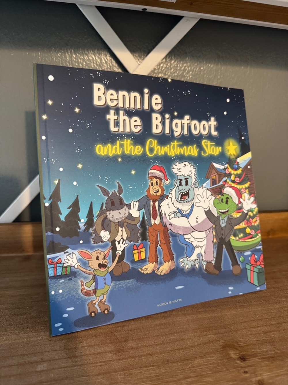 Bennie the Bigfoot and the Christmas Star Book